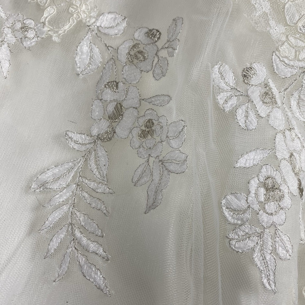 Wedding Dress Allure Romance Style 3609 - Size 14  Excellent Condition - Picture 9 of 14